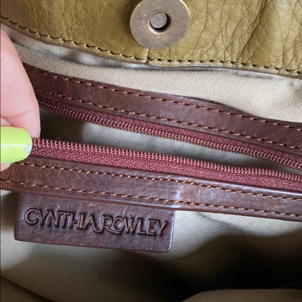 Cynthia Rowley Leather Tote Expandable - Picture 5 of 13